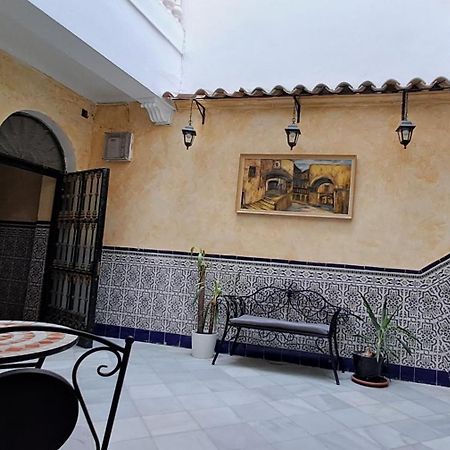 Patio Andalusi Junto A La Vina Apartment Cadiz Luaran gambar